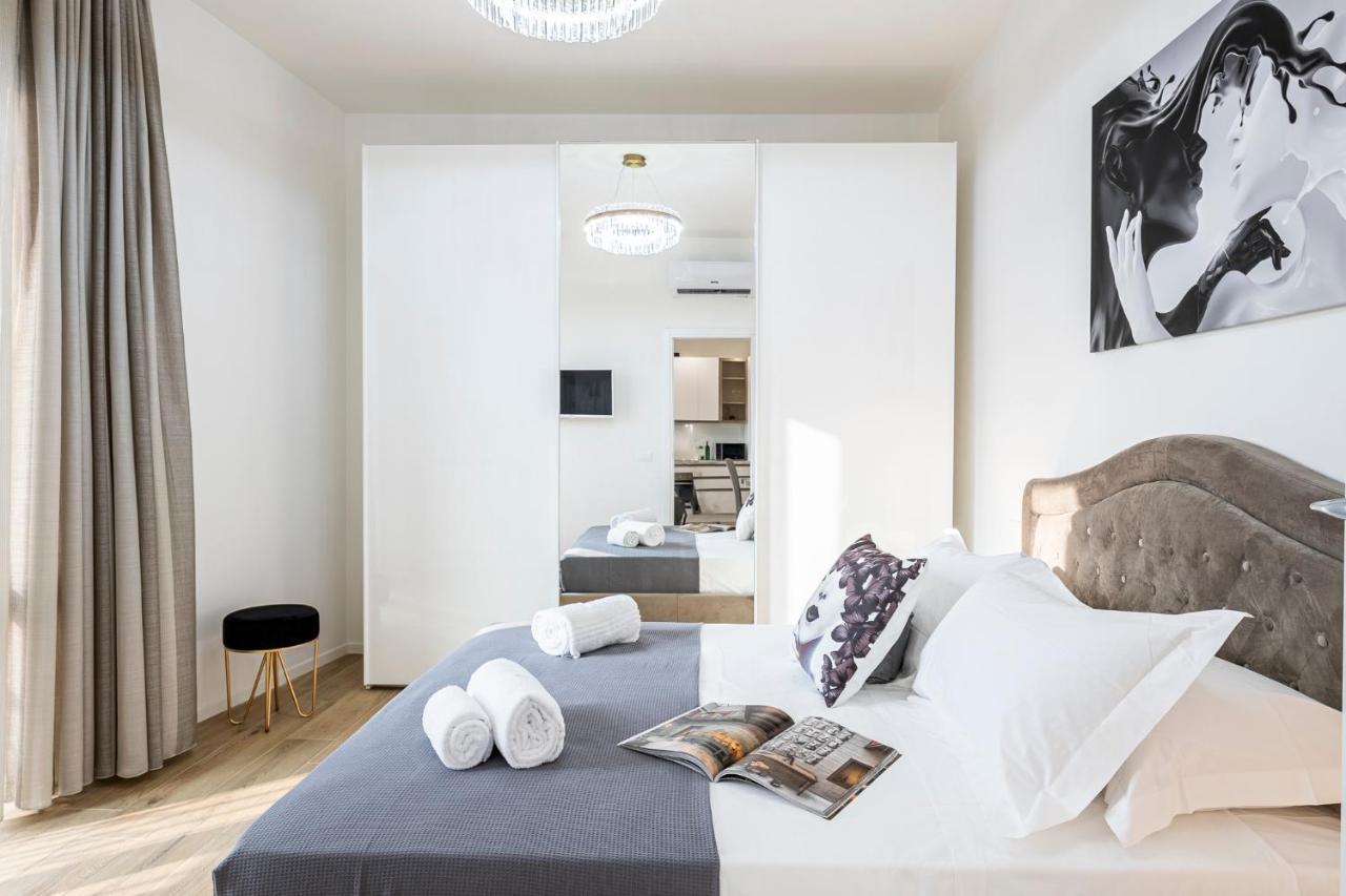 Alessio Bros Central Luxury ฟลอเรนซ์ ภายนอก รูปภาพ