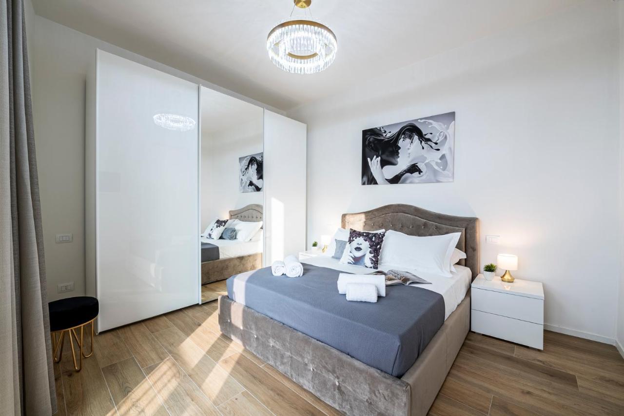 Alessio Bros Central Luxury ฟลอเรนซ์ ภายนอก รูปภาพ